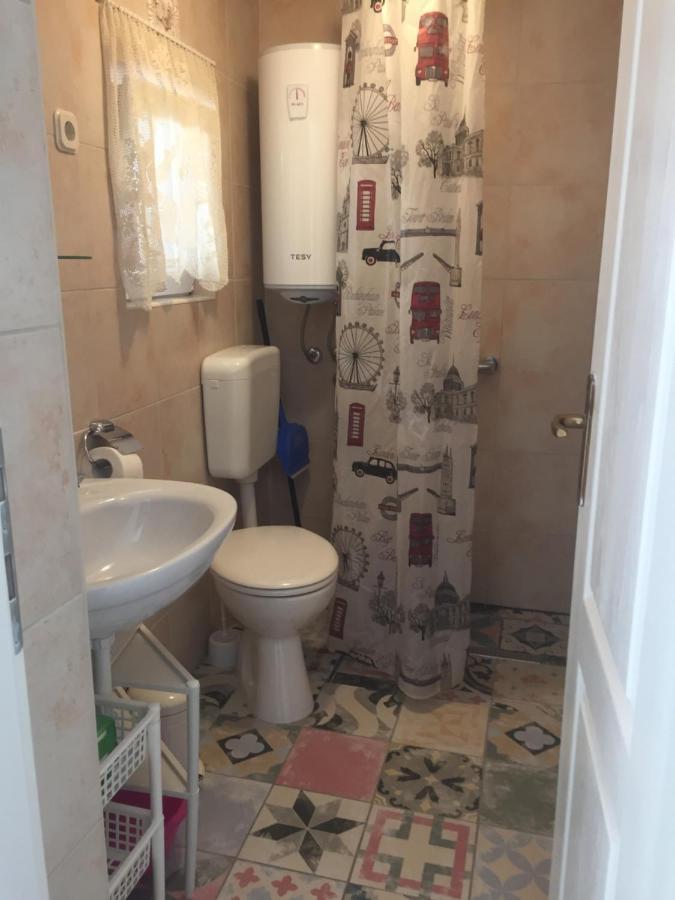 Vintage House For Rent 60M From Sea Apartamento Baška Voda Exterior foto