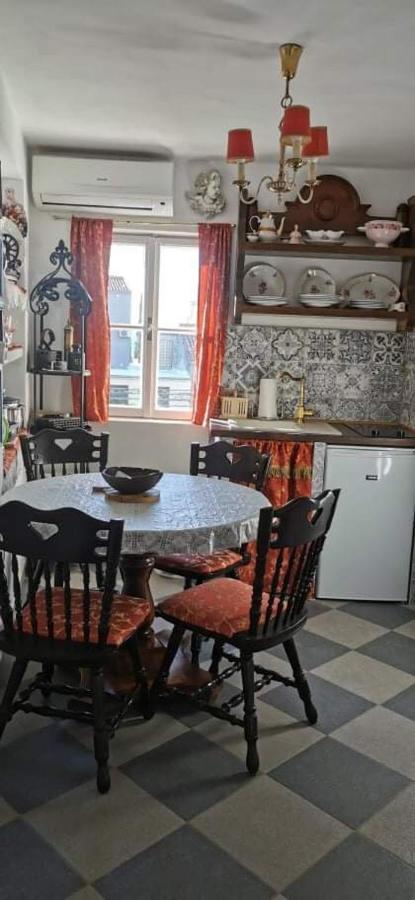 Vintage House For Rent 60M From Sea Apartamento Baška Voda Exterior foto